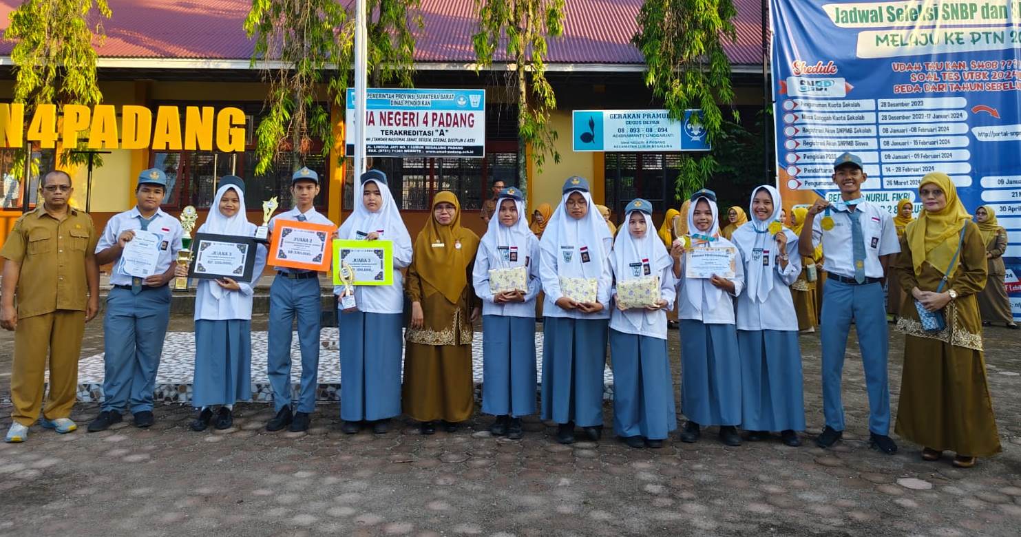 SENIN BERPRESTASI
SISWA/I SMAN 4 PADANG
Jumat 12...