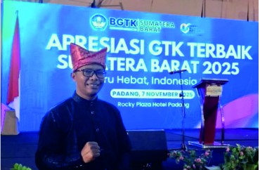 GURU BERPRESTASI  
 SMAN 4 PADANG