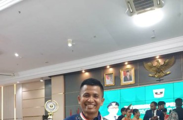 GURU BERPRESTASI  
 SMAN 4 PADANG