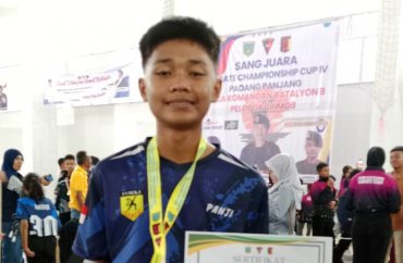 SISWA BERPRESTASI  
SMAN 4 PADANG 
 Desember 2024