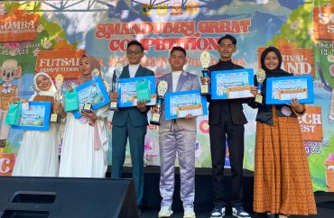 SISWA PRESTASI SMAN 4 PADANG