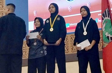 SISWA BERPRESTASI  
SMAN 4 PADANG 
 22 Februari 2025