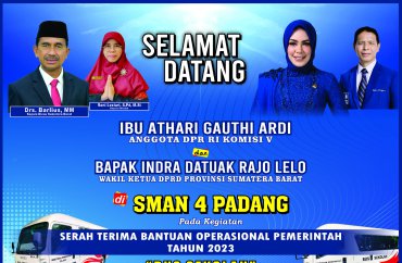 PERESMIAN BUS SEKOLAH 
OLEH IBUK ATHARI GAUTHI ARDI ANGGOTA DPR RI KOMISI V 
SMAN 4...