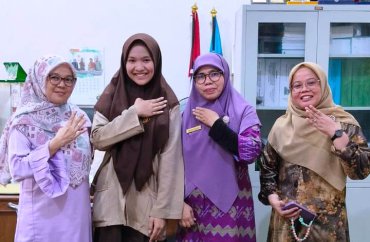 SISWA PRESTASI 
 SMAN 4 PADANG