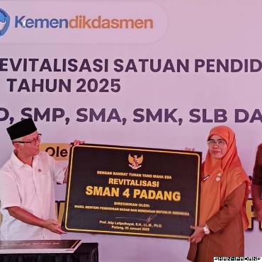 Peresmian Hasil Revitalisasi SMAN 4 Padang